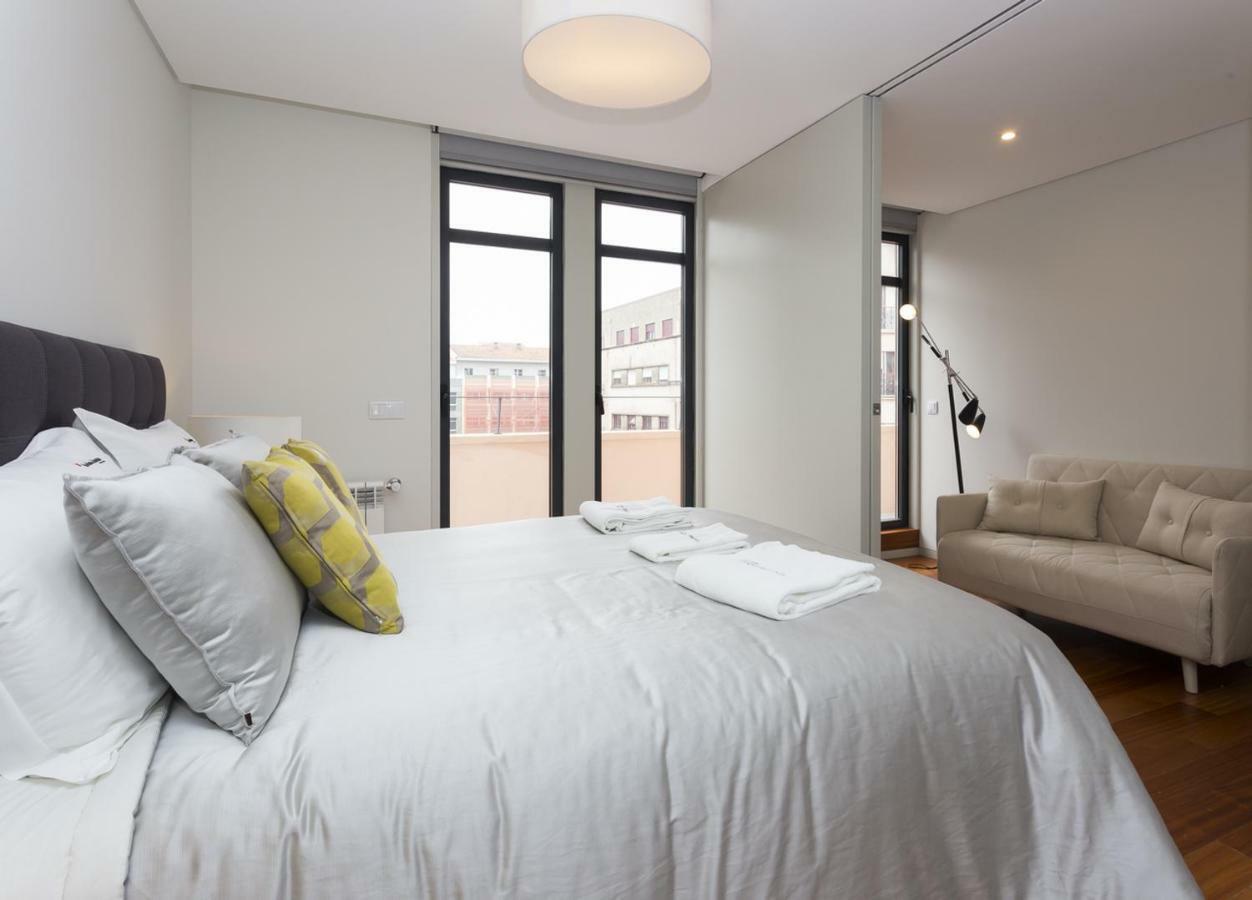 Urban Da Bandeira Apartment Porto