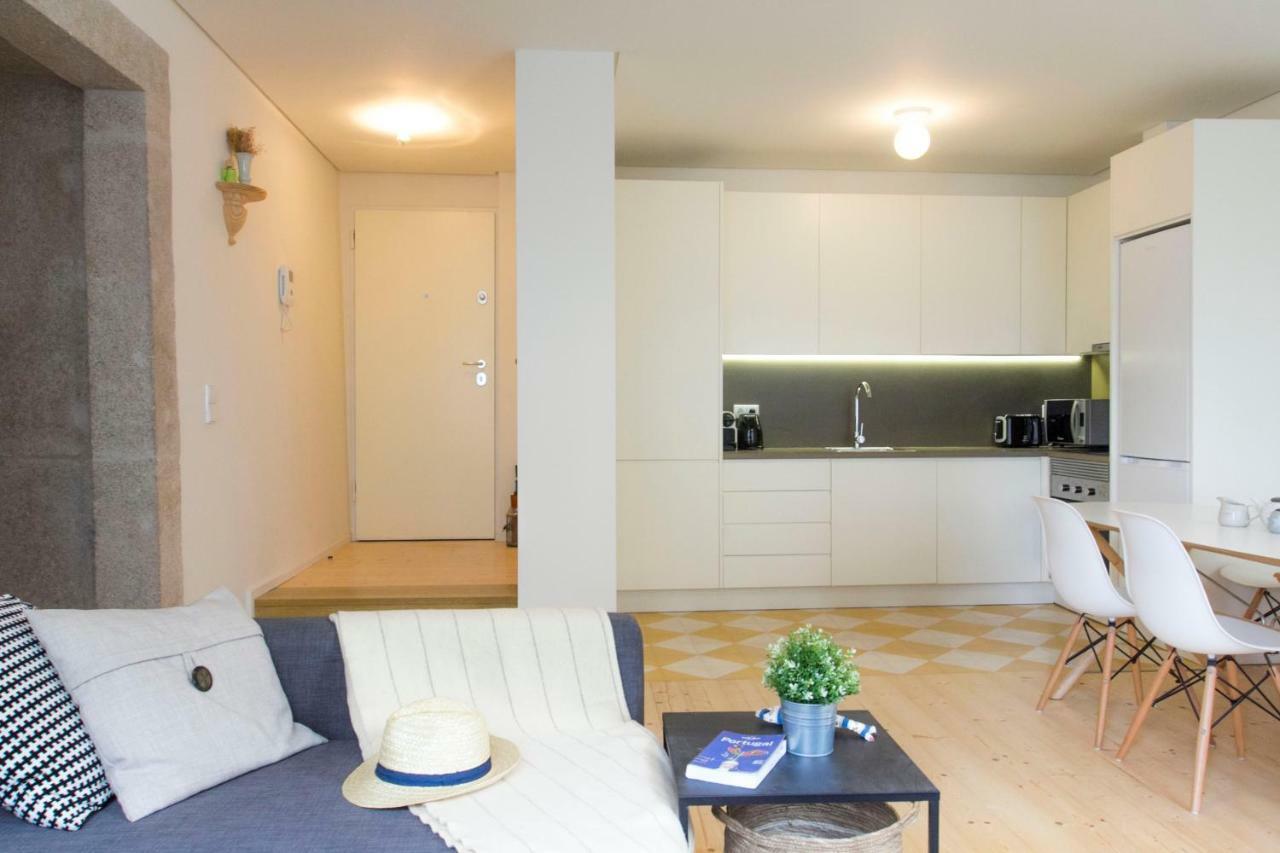 Taipas Plaza @ Historical Center Apartment