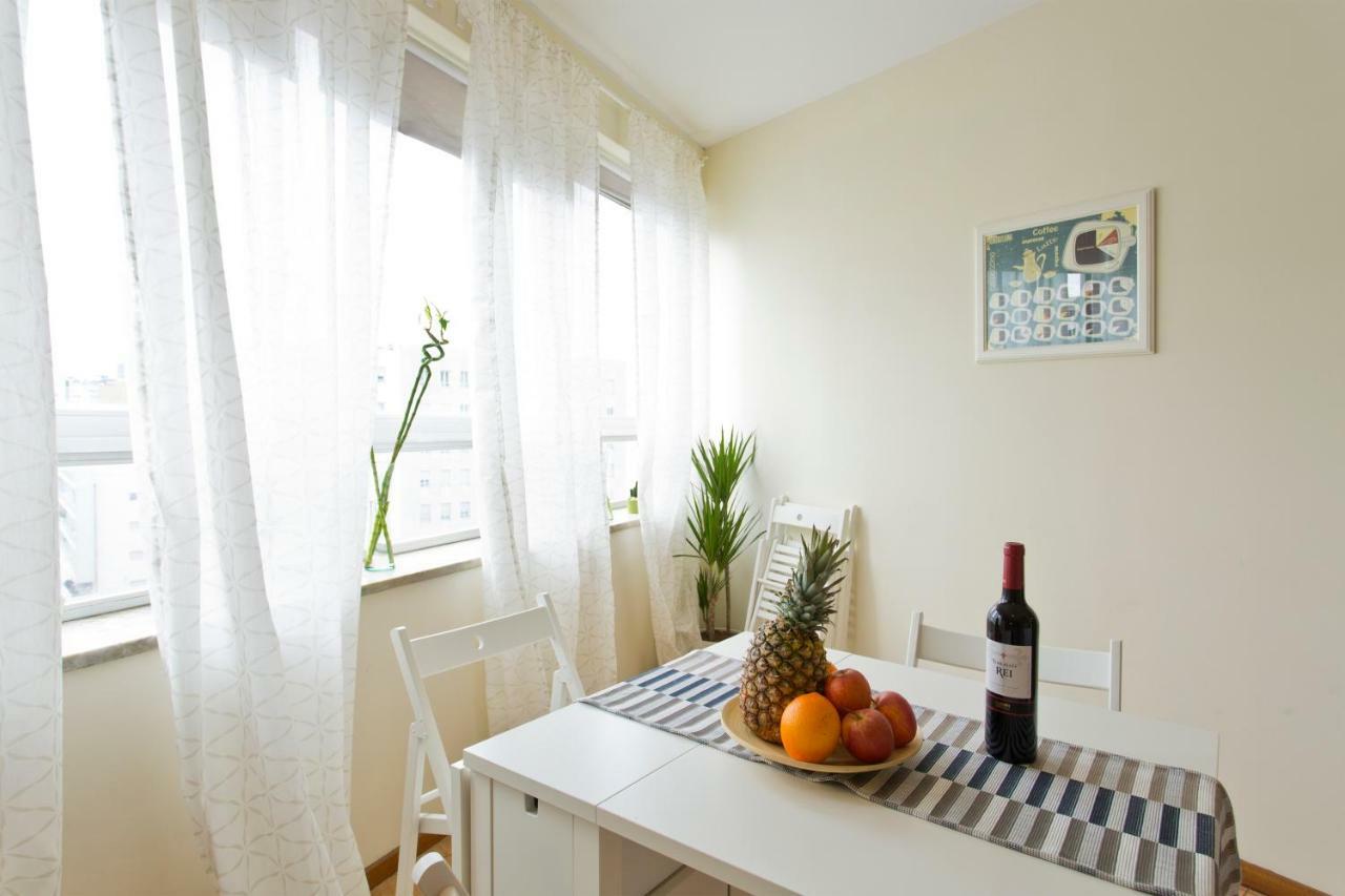 Apartment Spacious Trendy Flat With Netflix - Central Location *