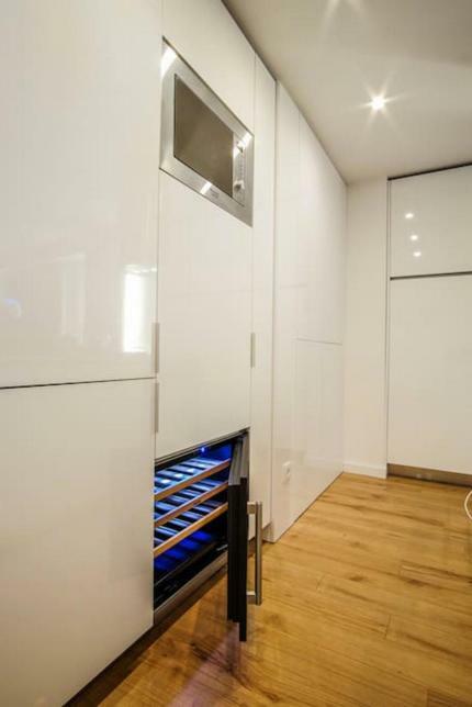 Stylish Duplex Downtown *