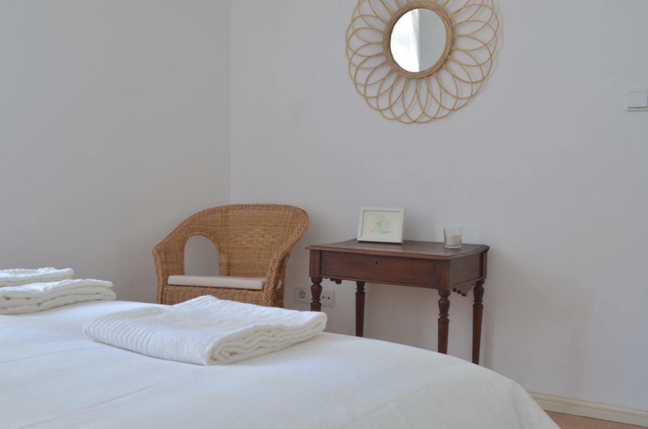 Gondarem Beach Flat