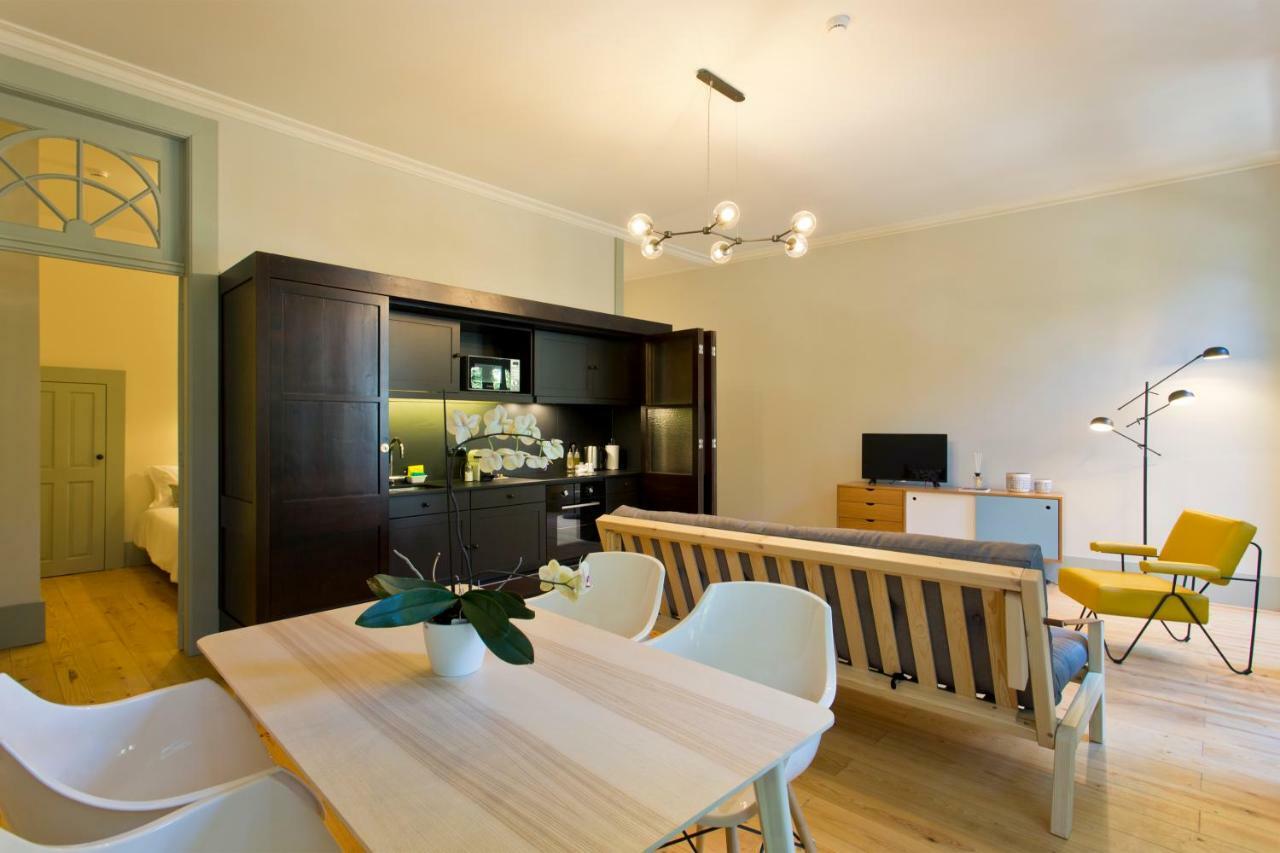 Trait House *