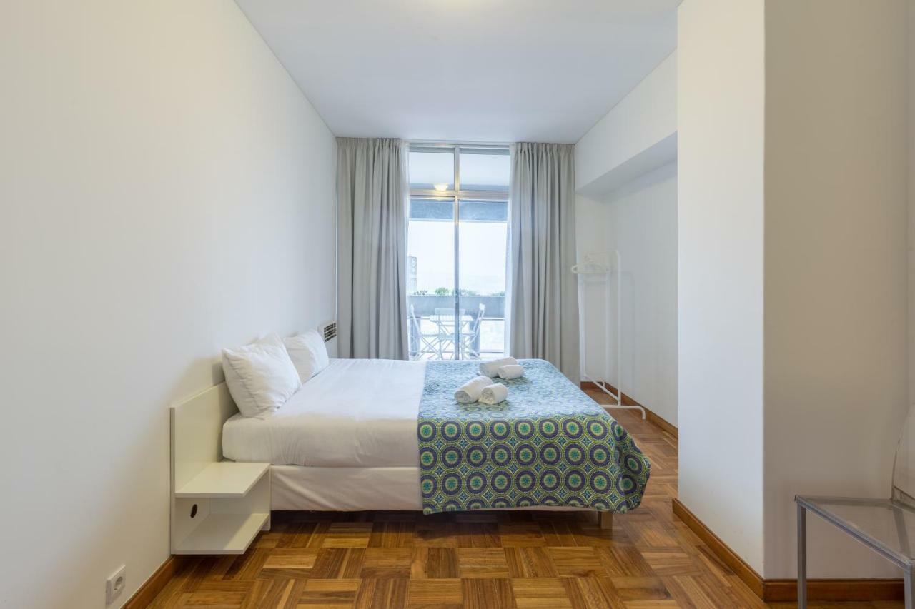 - Trindade Tower Apartment