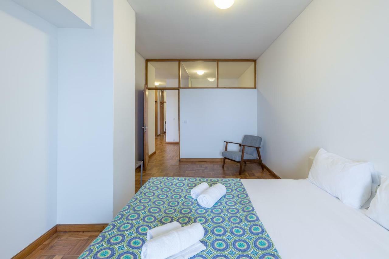 - Trindade Tower Apartment