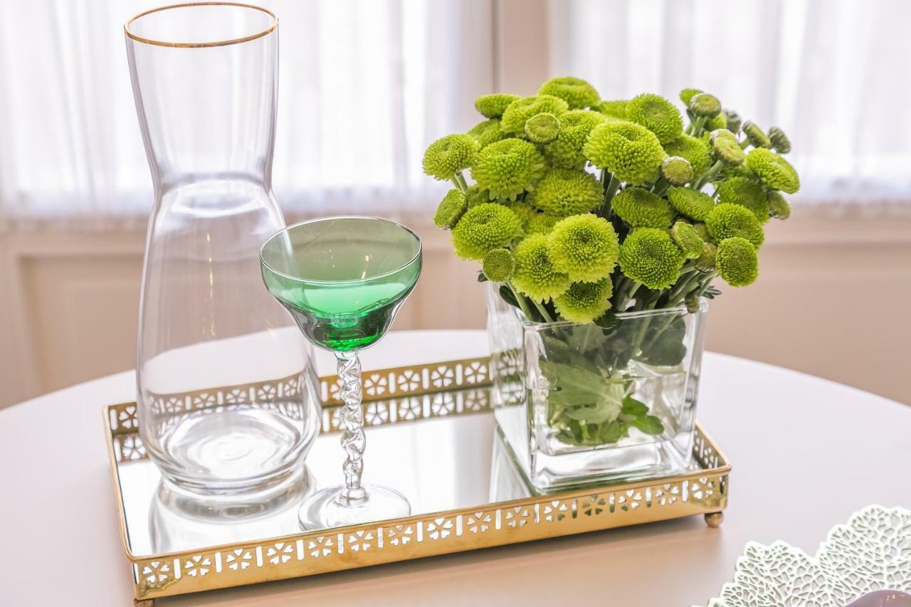 Beaux Arts Palace Apartment *
