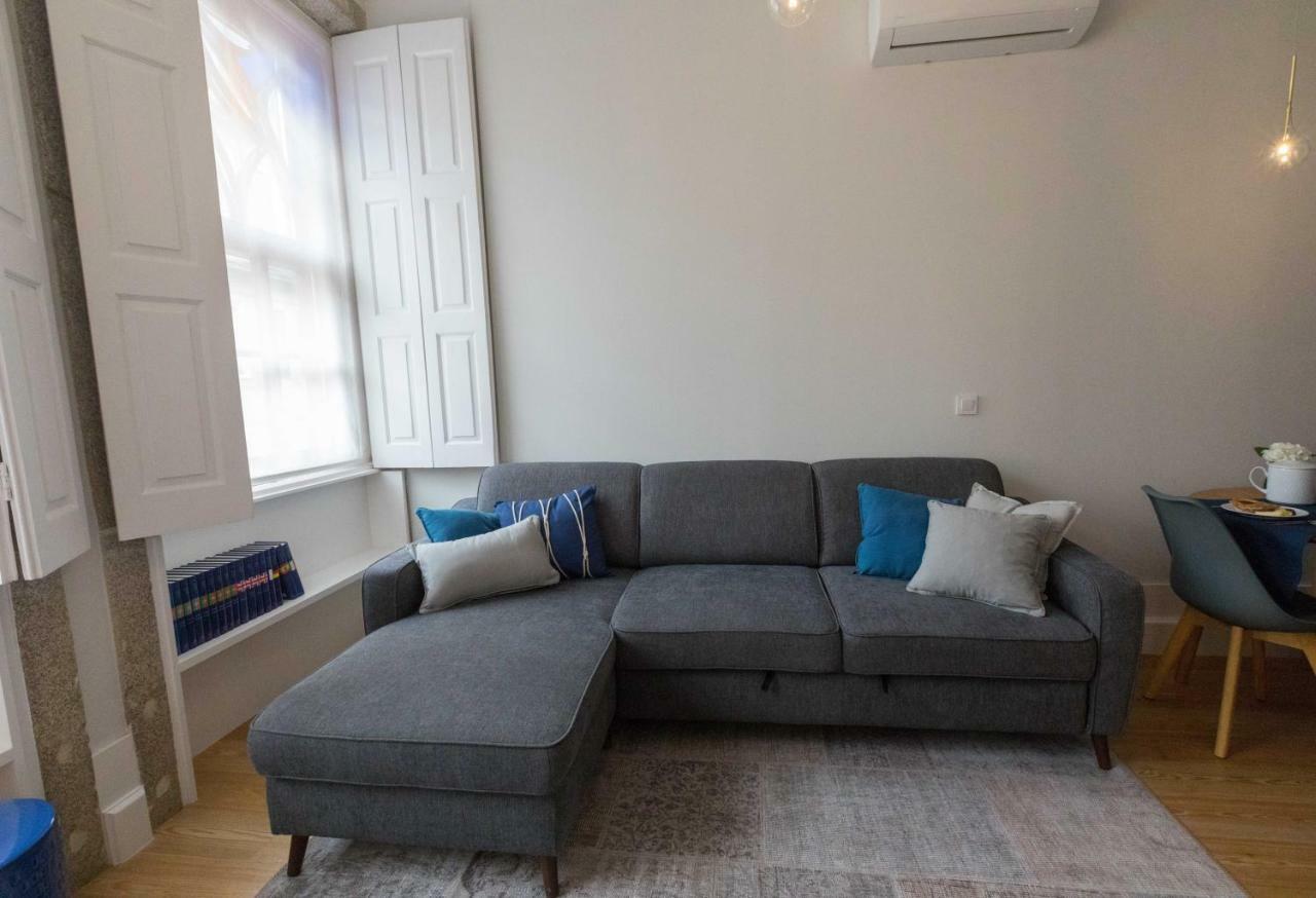 Charm In C - Center Apartment *