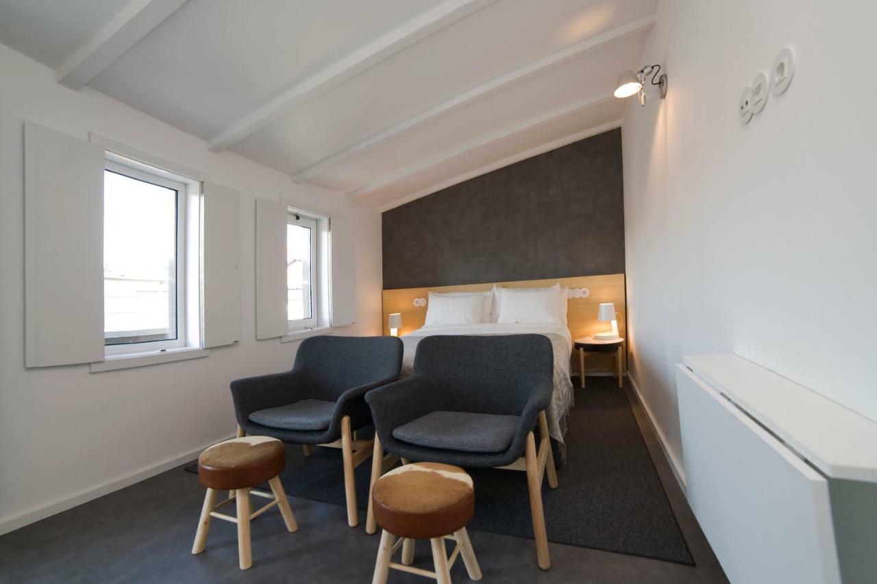 Design Attic - Solar Da Avenida Apartment Porto