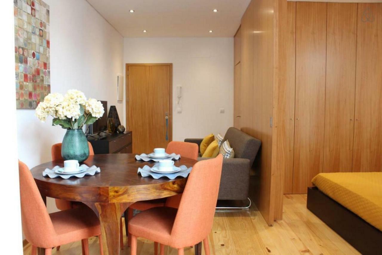 D'alma - Metro Loft Apartment