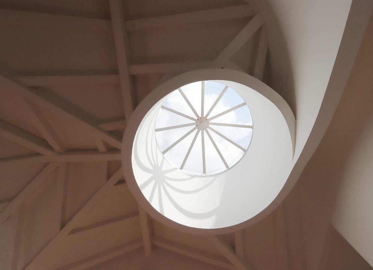 Hm - Flores Skylight