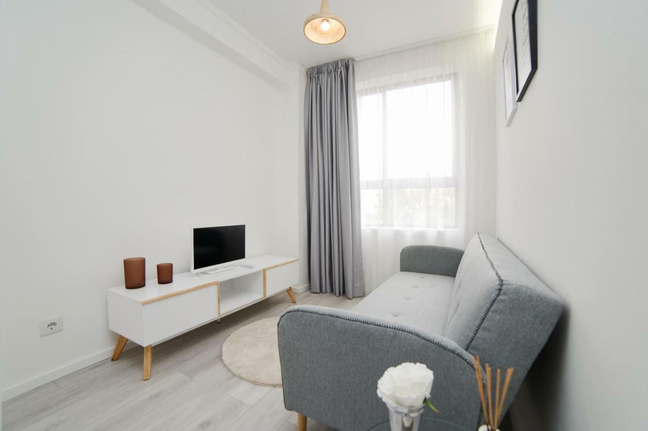 Apartment My Modern Homey At *