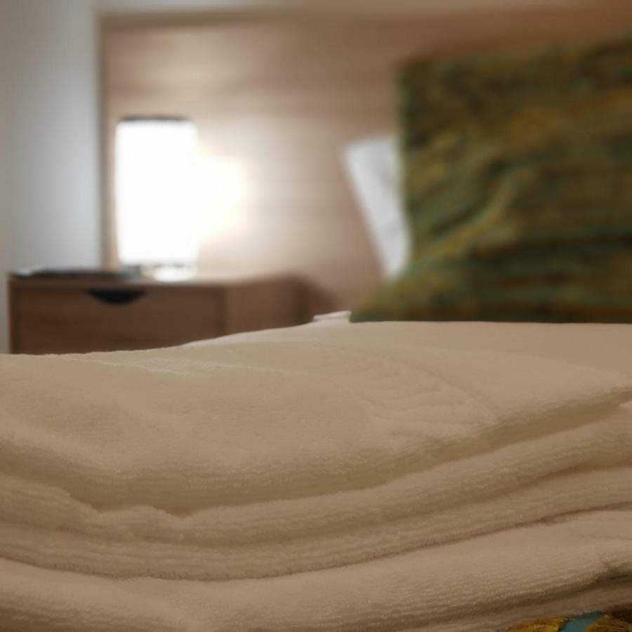 A Francos Metro Apartment