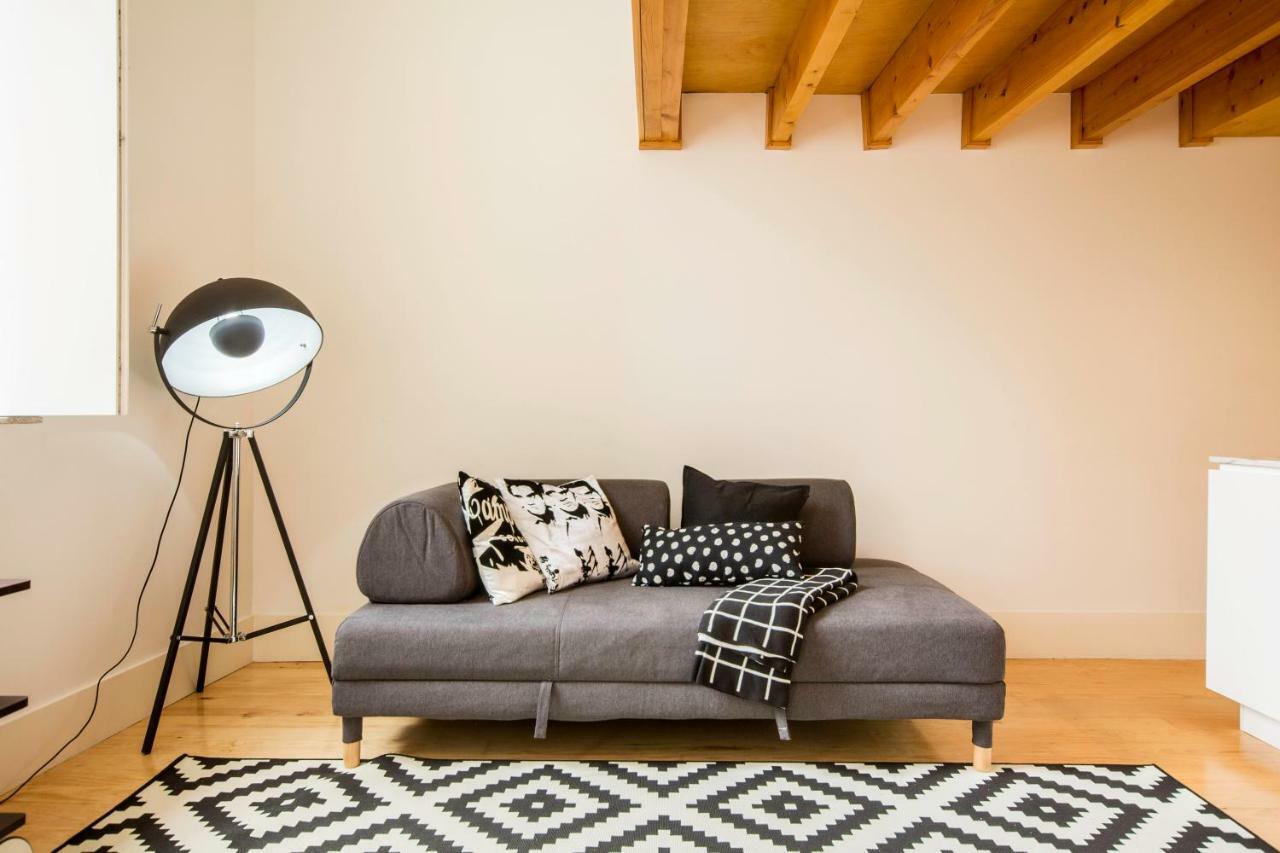Invicta Courtyard Apartment