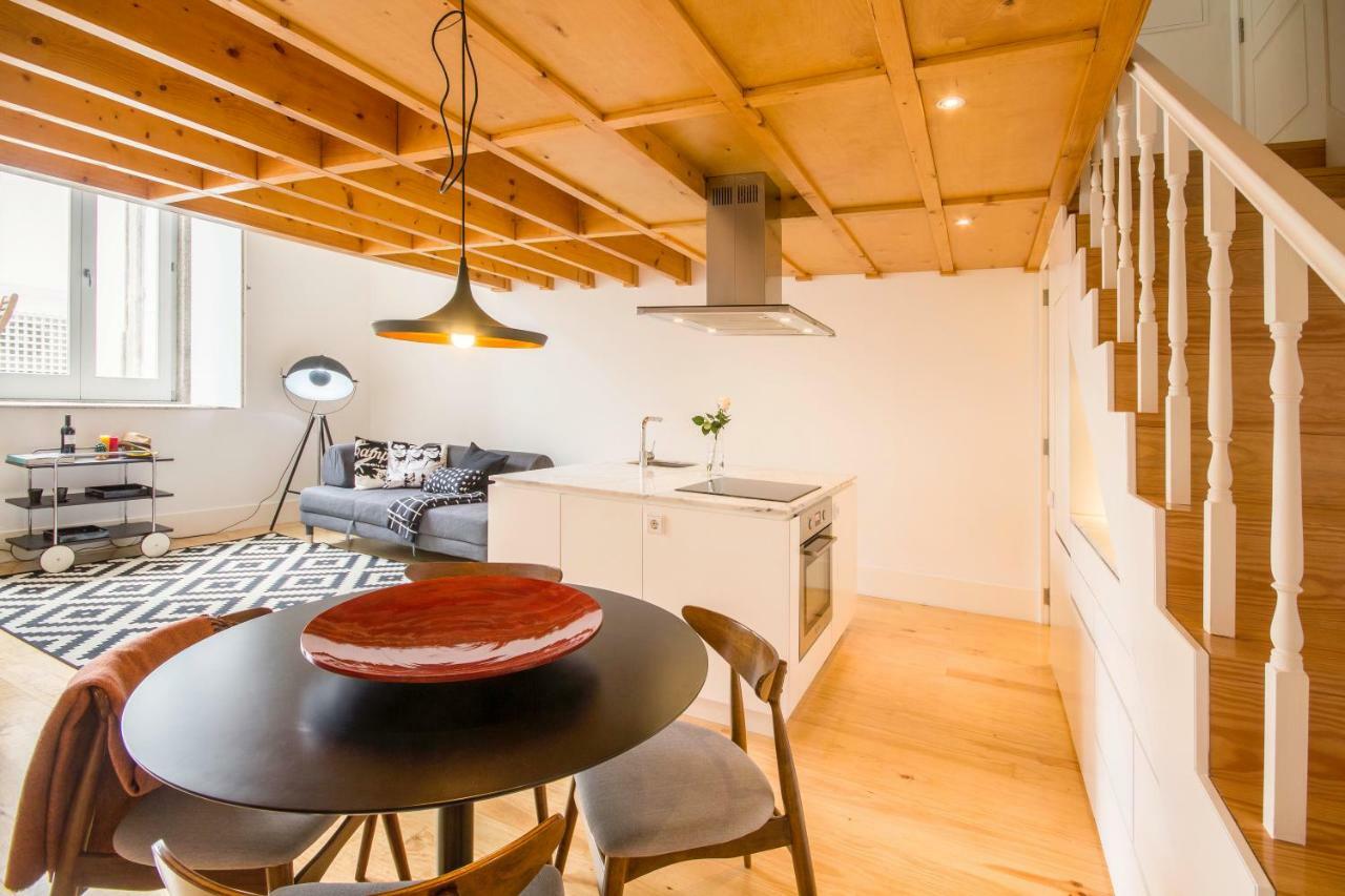 Invicta Courtyard Apartment Porto