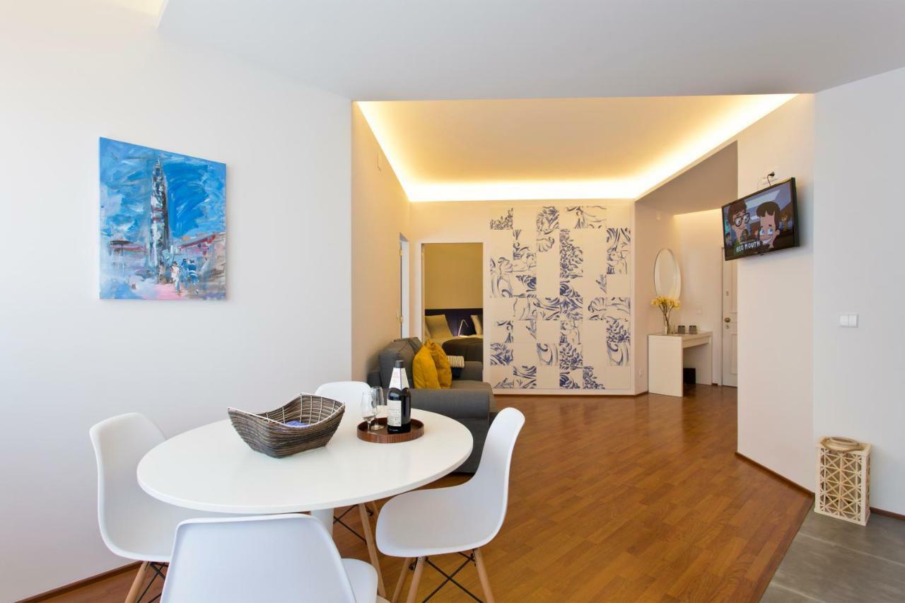 Tiles Apartment Porto