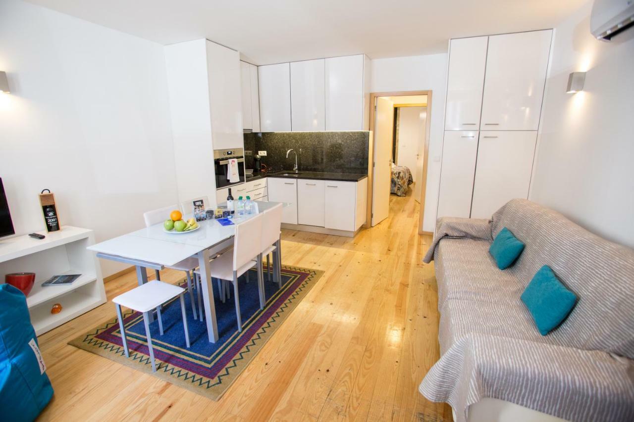 Livingporto By Hosts Apartment