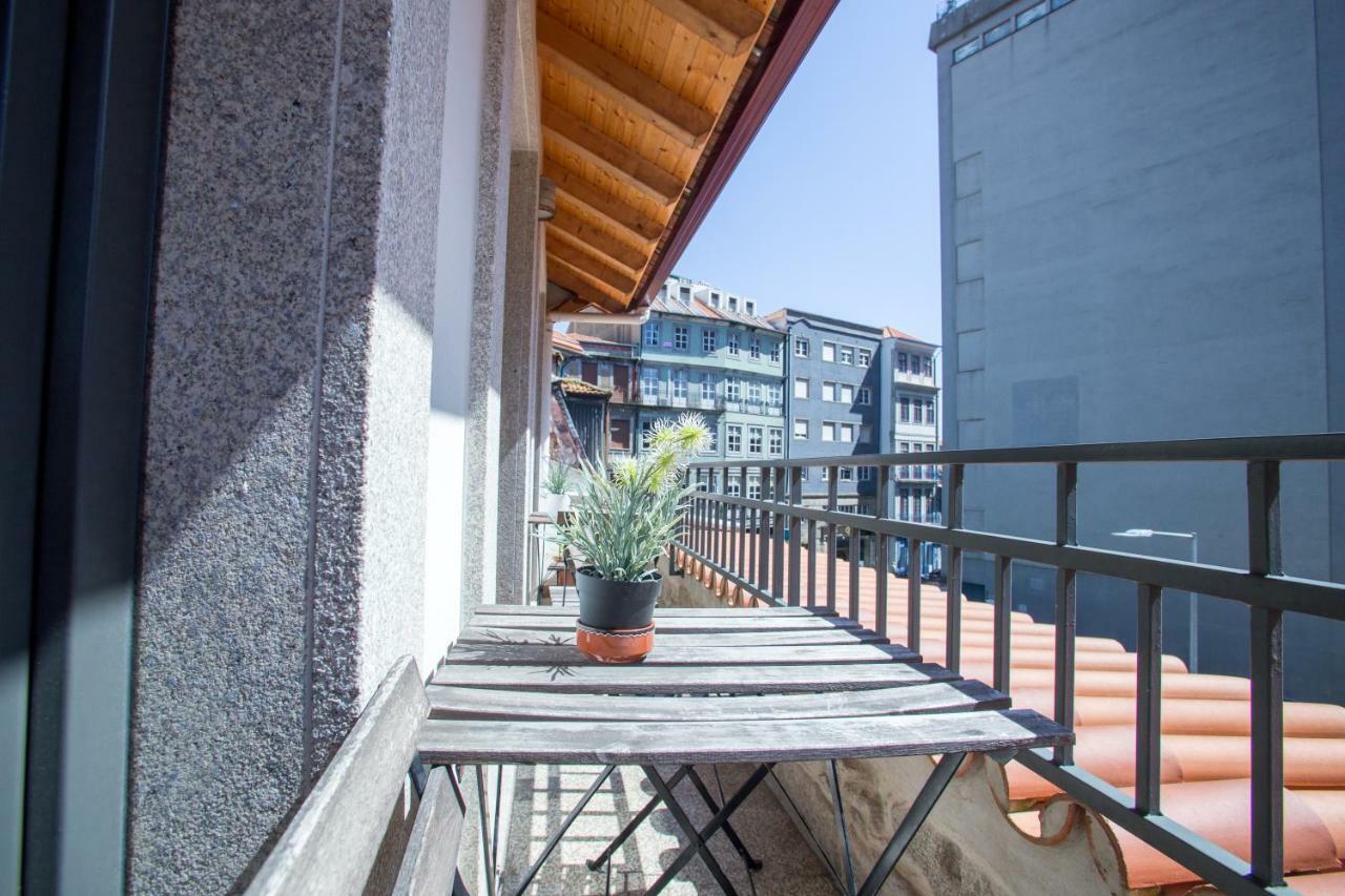 Livingporto By Hosts Apartment