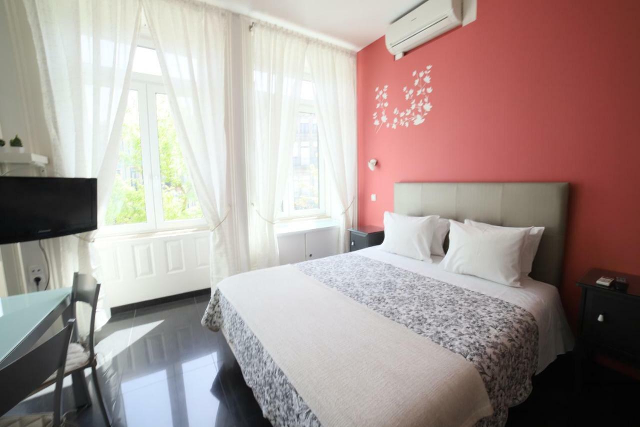 Pinho Apartments, And Casa de hóspedes 2*