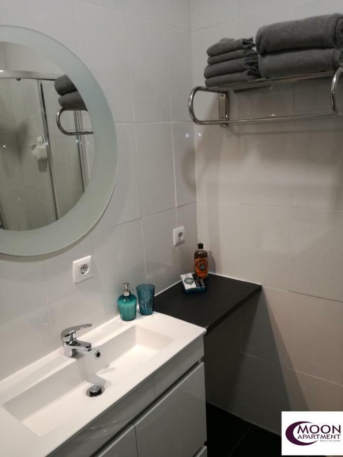 Moon Center Apartment