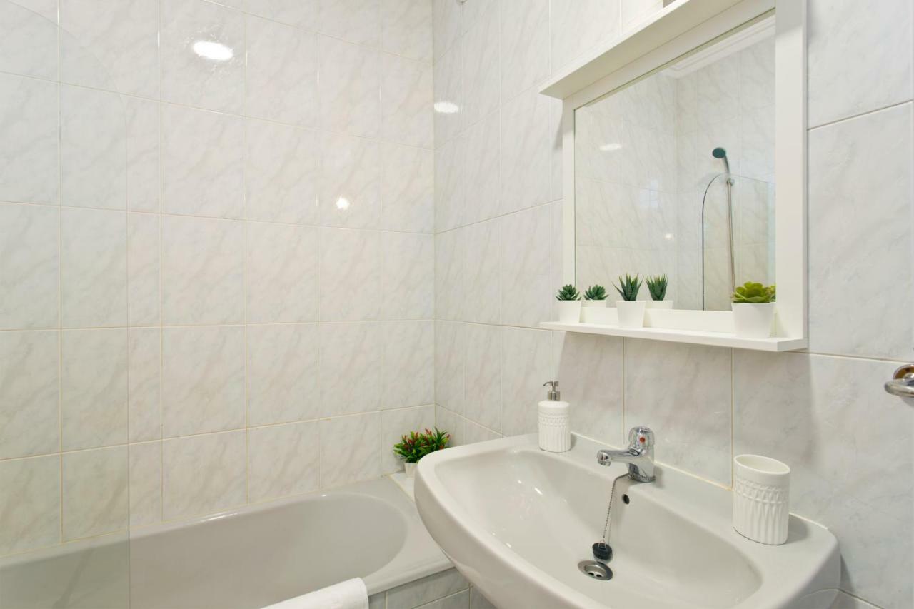 Rustic Bright Flat With Netflix - Centre Apartment Porto