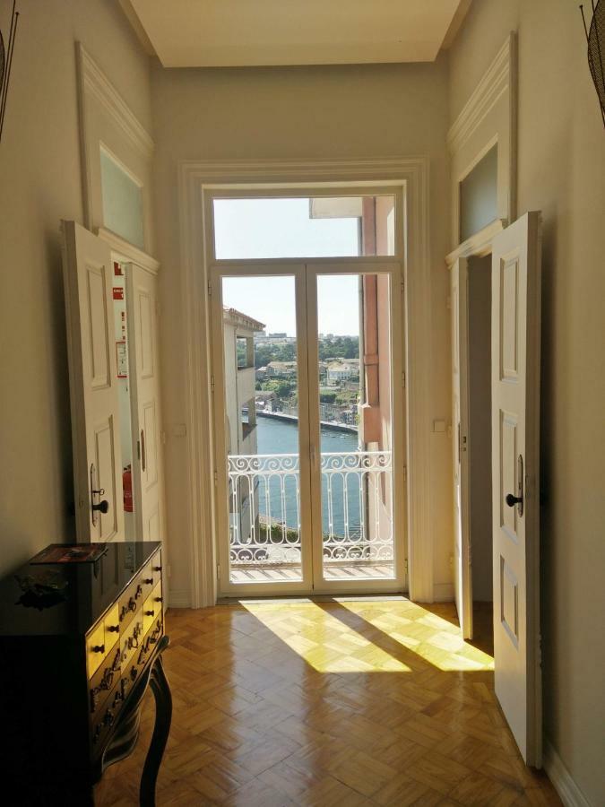 Amazing Riverside Balcony 2br Apartamento *