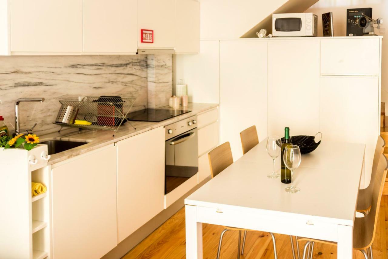 Guest H4u - Bonjardim Terrasse Center Apartment *
