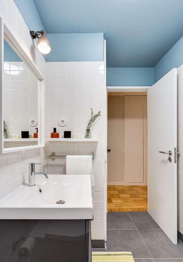 Forrester Apartment *