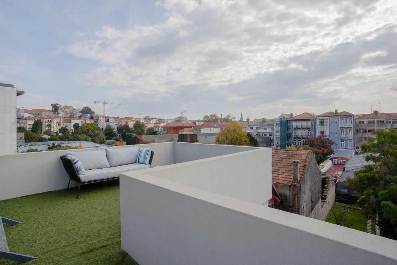 Apartment Liiiving In | Historic & Sunny Terrace