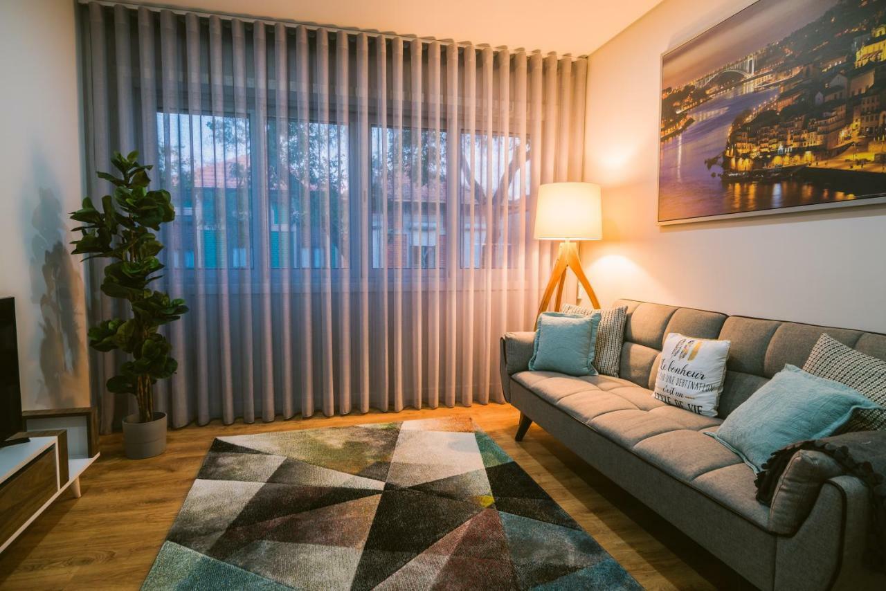 Apartment Lechartier 2 *