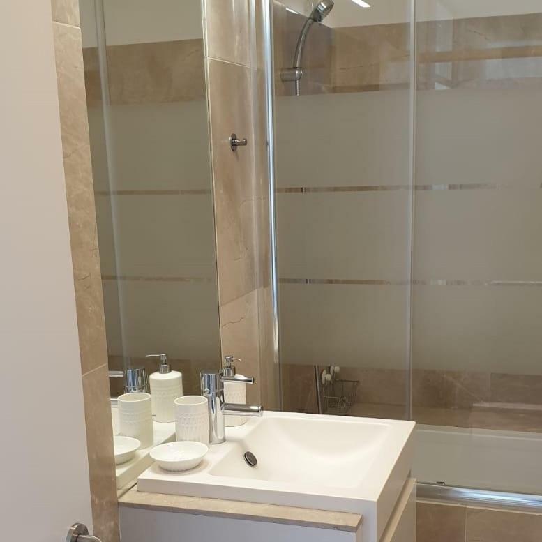 Lux Ribeira - Included Apartment Porto