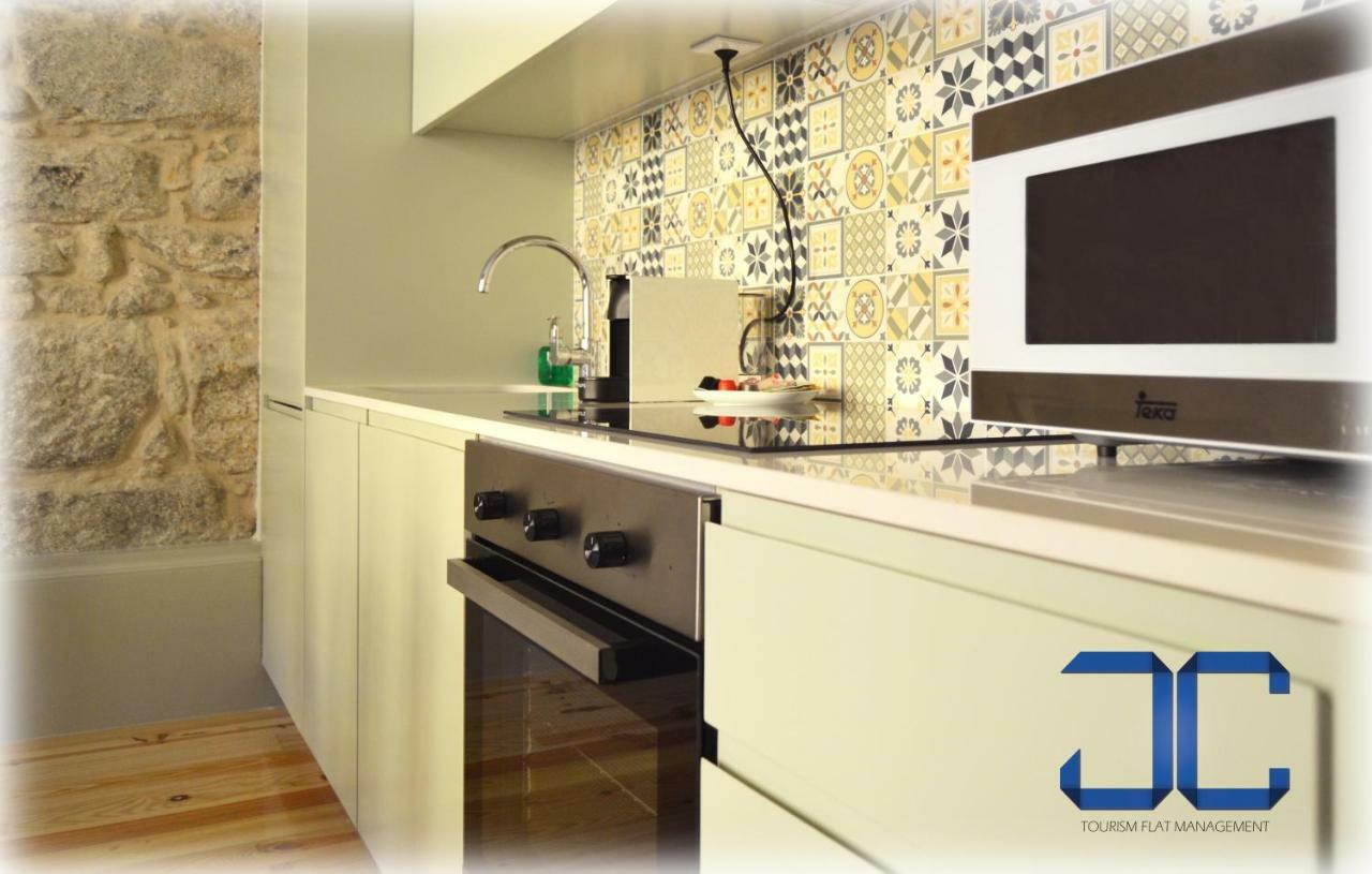 Click! By Jc Apartment Porto