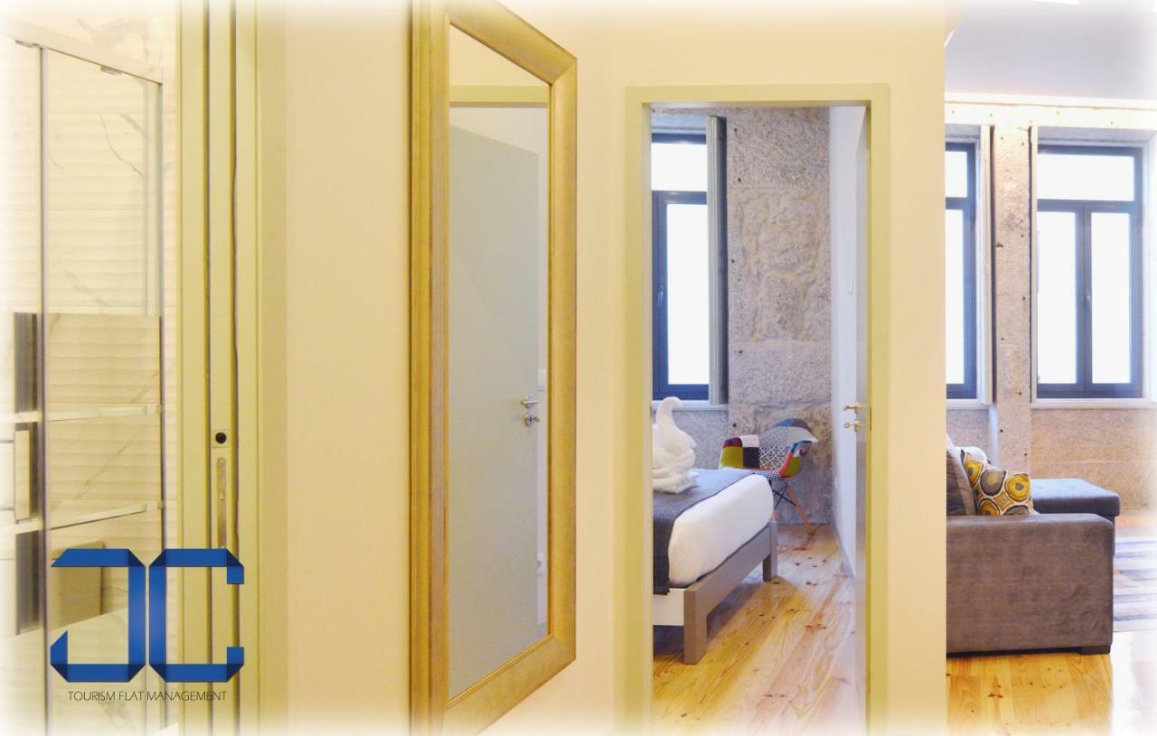 Apartment Click! By Jc *