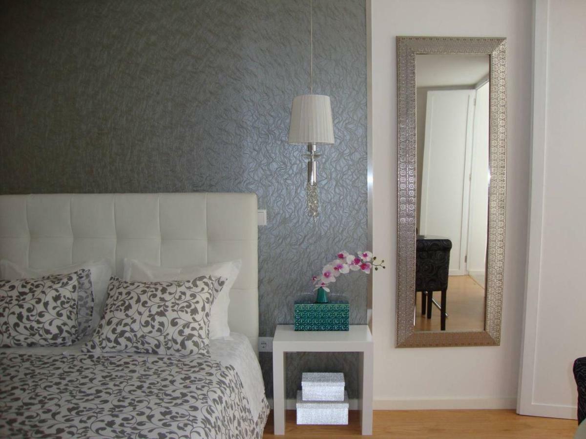 Be Happy In Apartment *