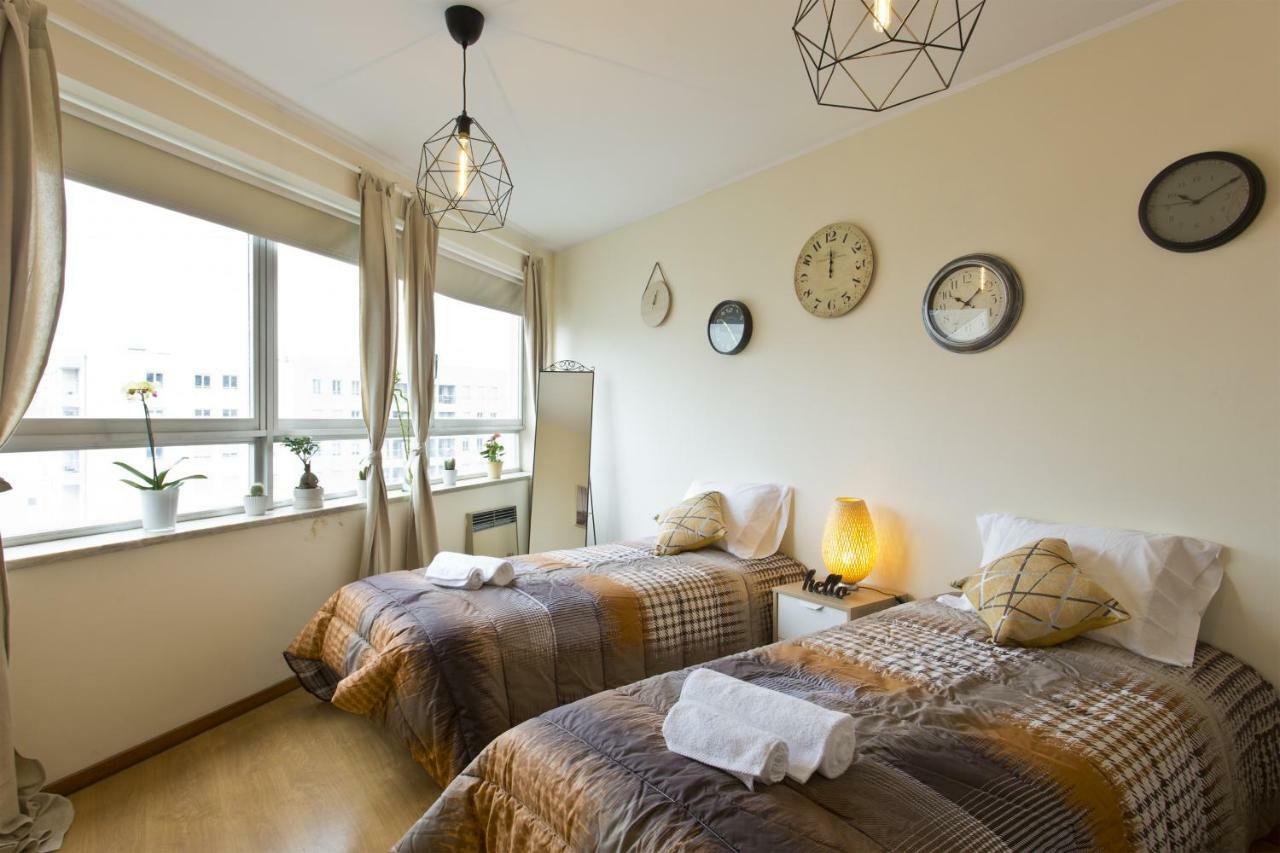 Apartment Spacious Trendy Flat With Netflix - Central Location *