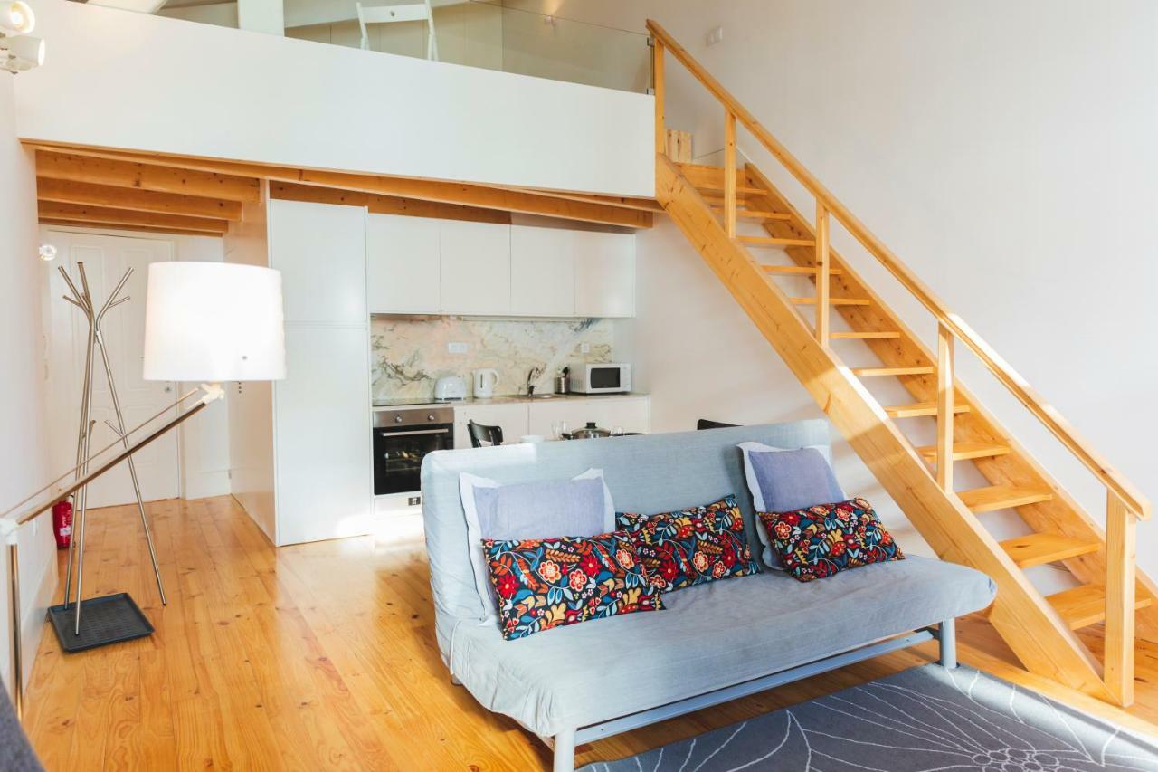 Apartment Aposentus -romantic Mezzanine With A Balcony