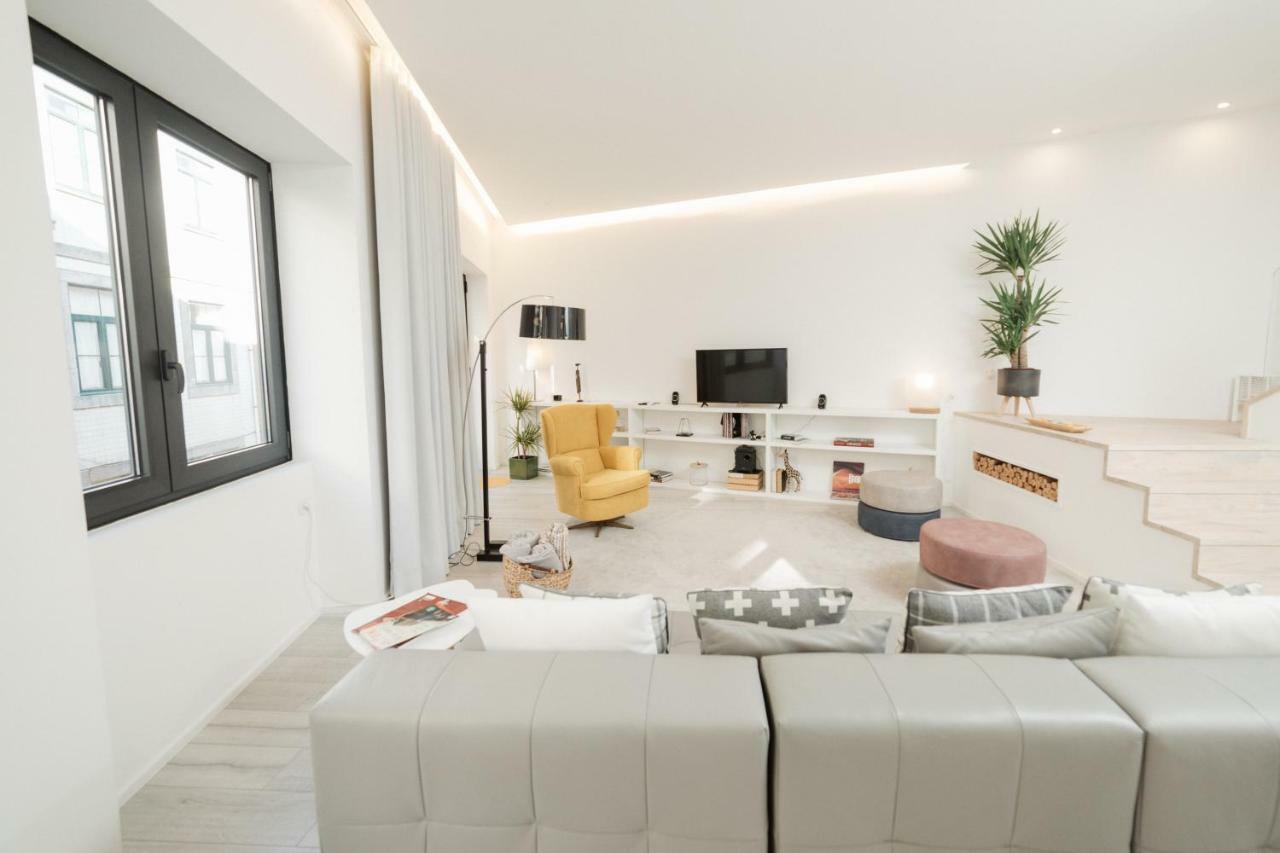 Retreat To A Stylish Concept House In * Porto