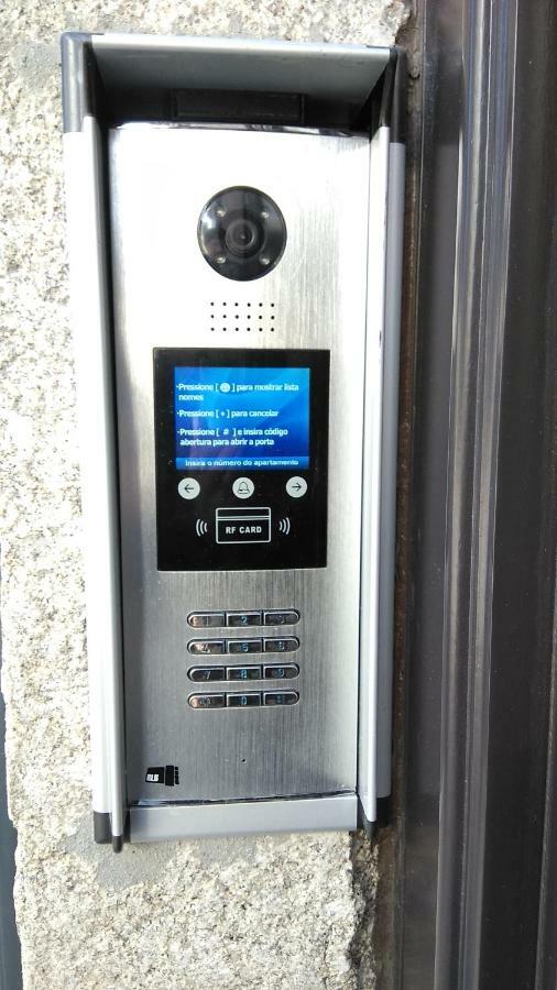 Santa Catarina Patio - With Washer Machine * Porto