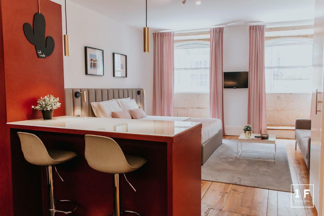 Calacatta Housing Porto
