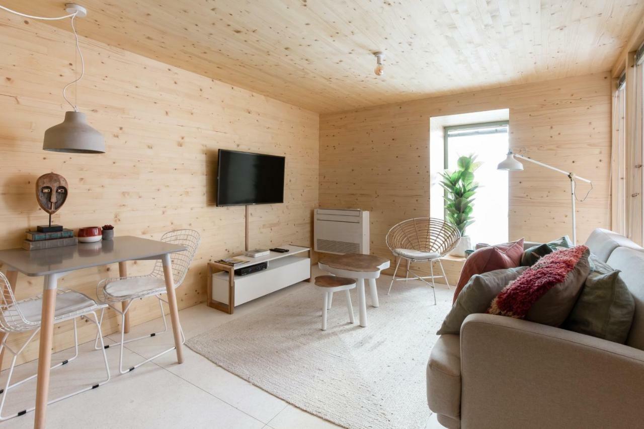 Macario Wood House