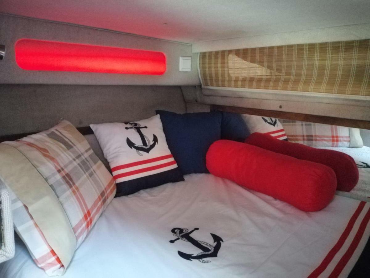 Sleepboat Barco *