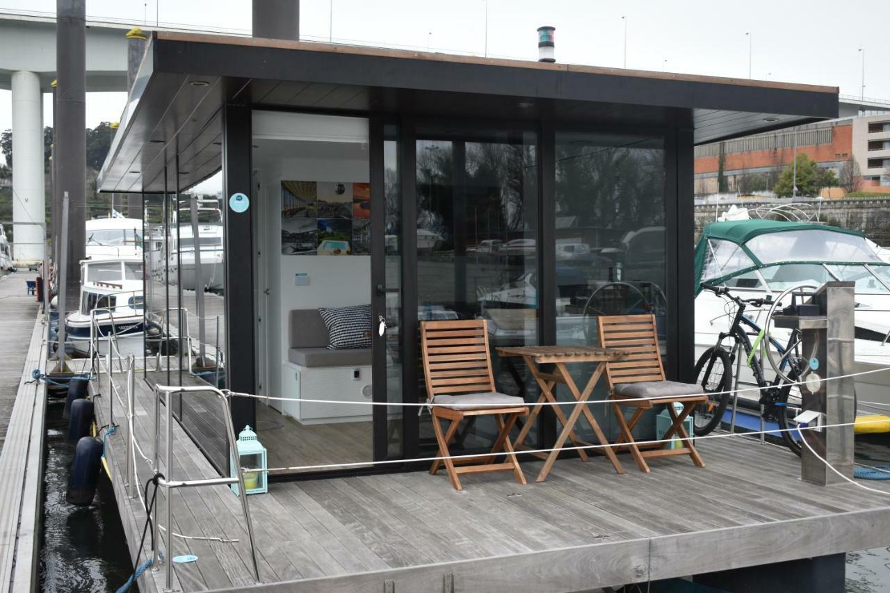Botel Douro Floating House
