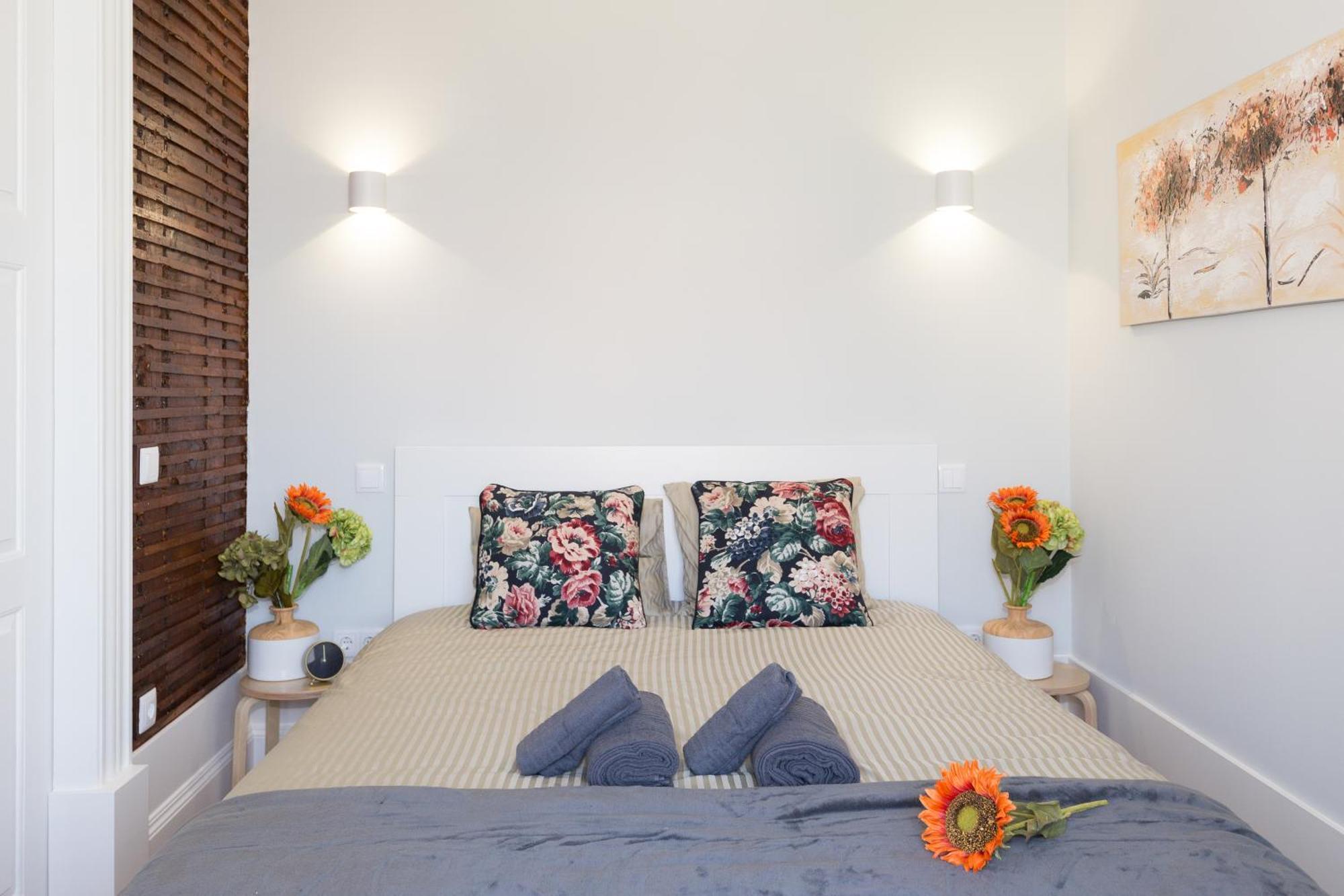 Host Wise - Charming Flat With Netflix - River View