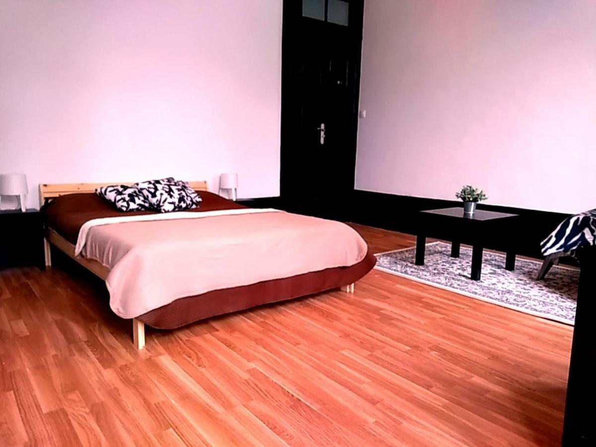Astronaut Homestay Porto