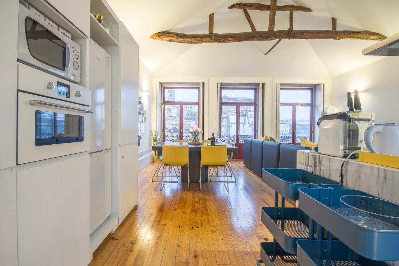 Sousa Viterbo Ribeira Luxury Penthouse *