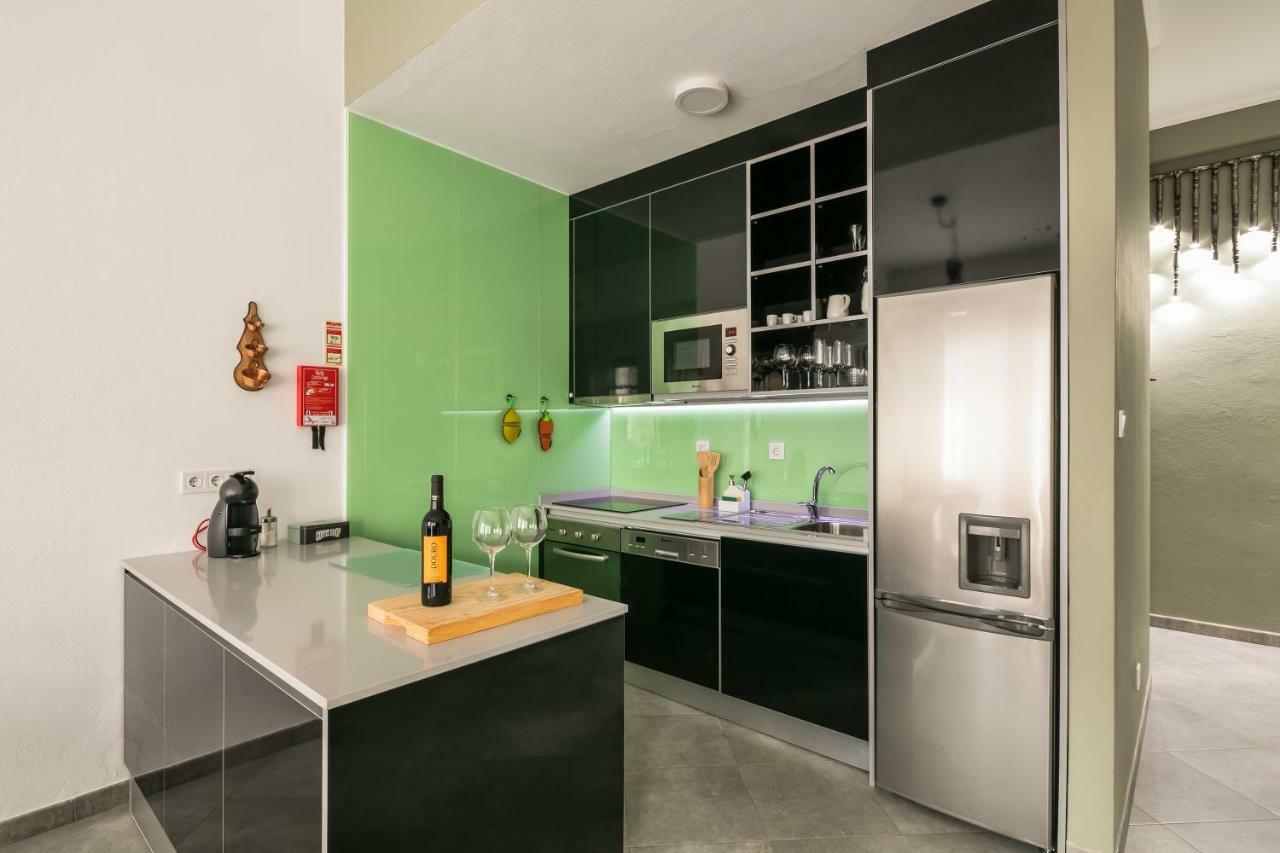 Apartment Merc Ribeira's Place