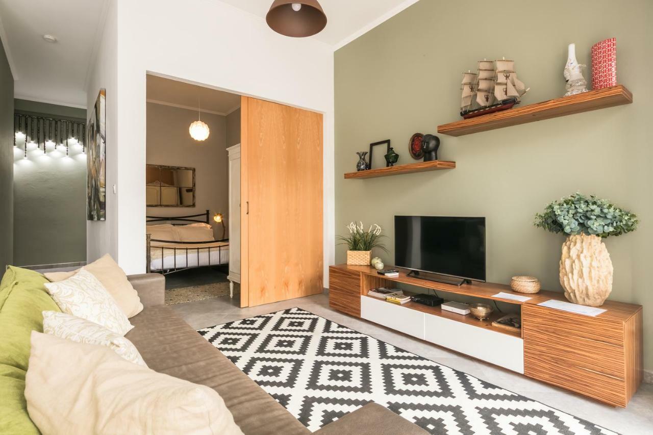Merc Ribeira's Place Apartment