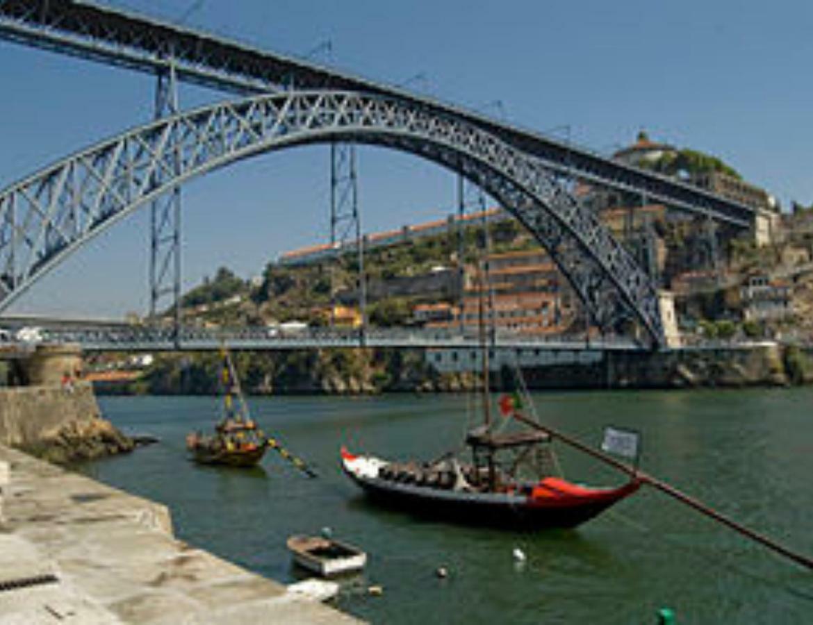Yellow * Porto
