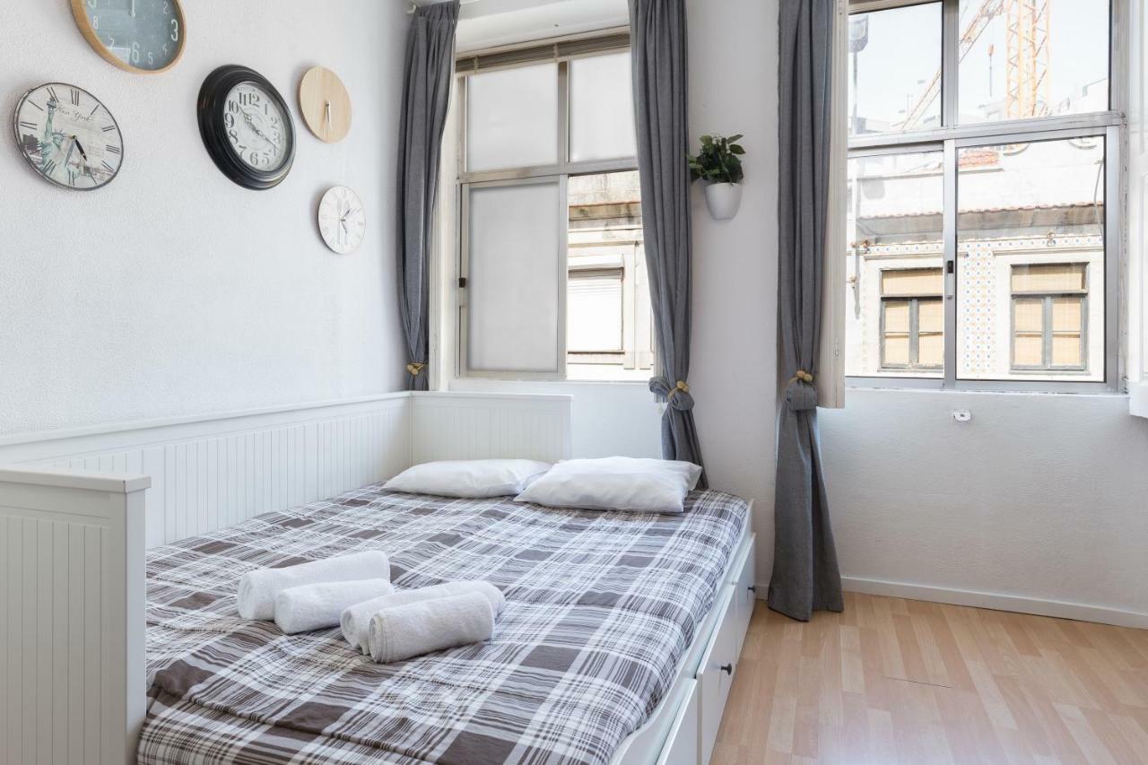 Large Flat W/ Terrace | Ace Location @ Aliados Apartment