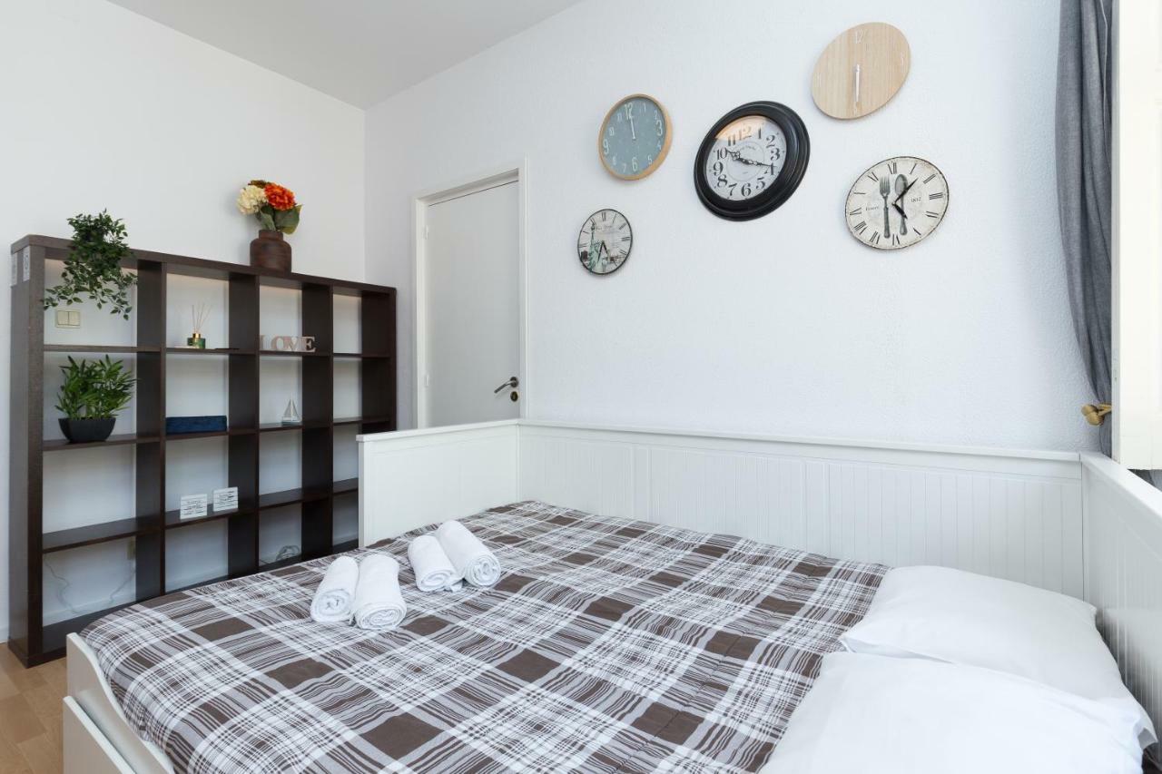 Large Flat W/ Terrace | Ace Location @ Aliados * Porto