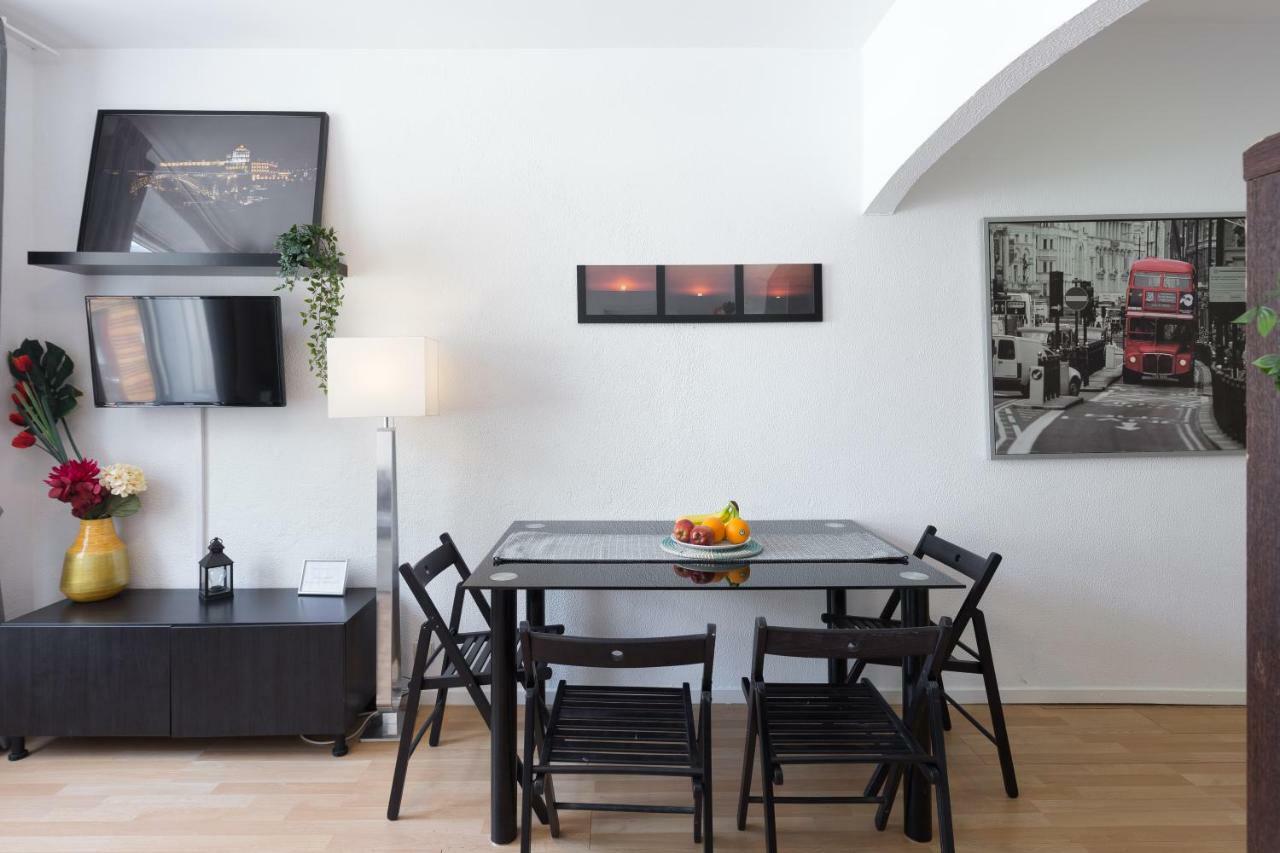 Apartment Large Flat W/ Terrace | Ace Location @ Aliados *