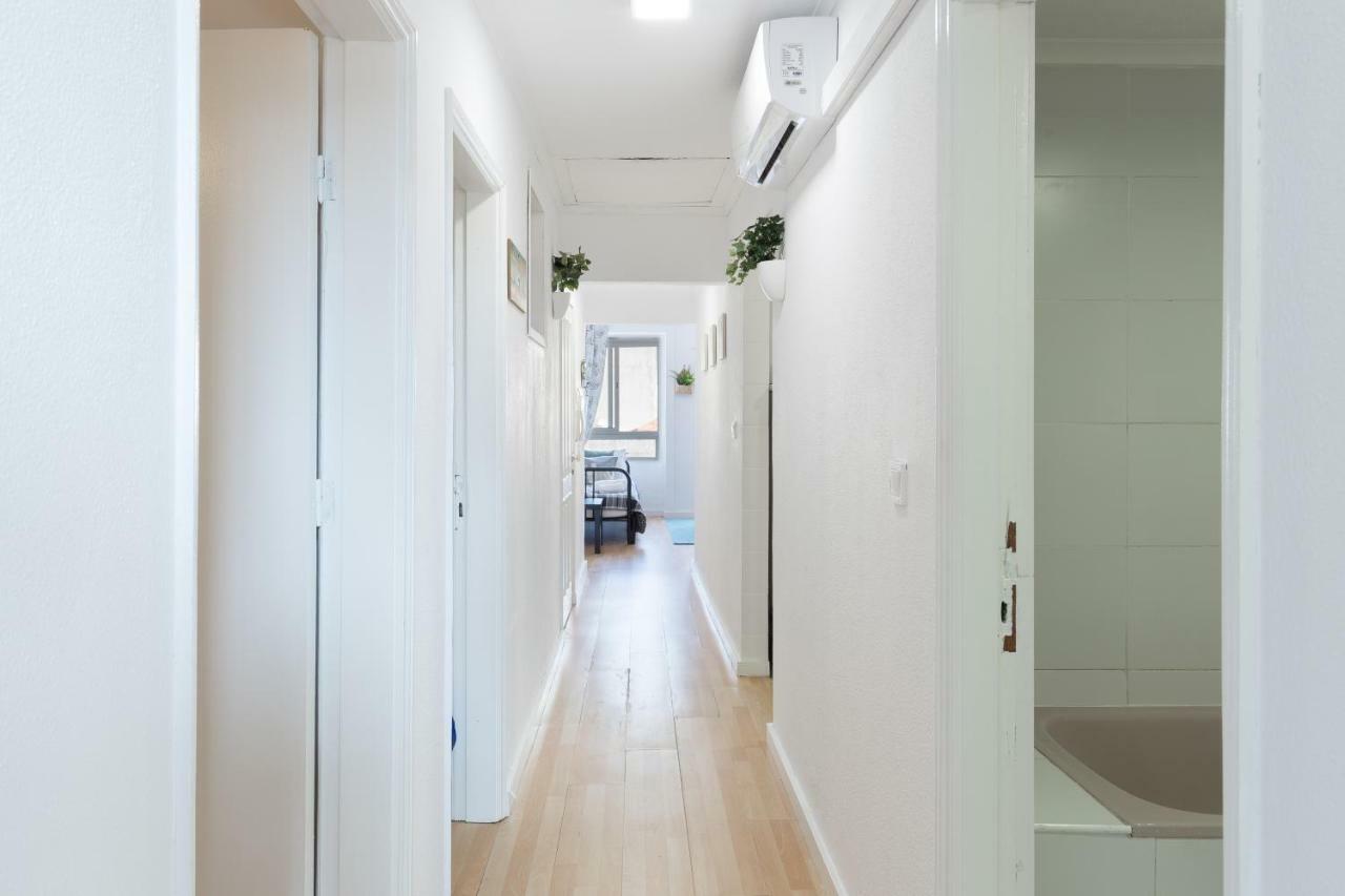 Apartment Large Flat W/ Terrace | Ace Location @ Aliados